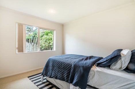 Photo of property in 63 Nimstedt Avenue, Oteha, Auckland, 0632