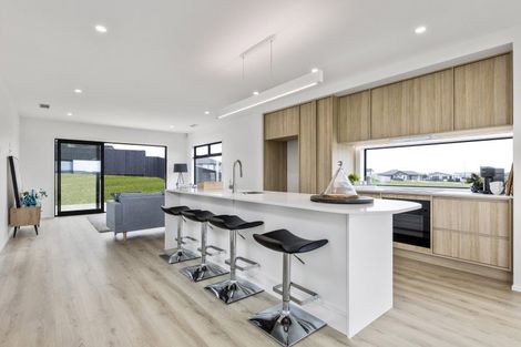 Photo of property in 5 Nola Avenue, Glenbrook, 2681