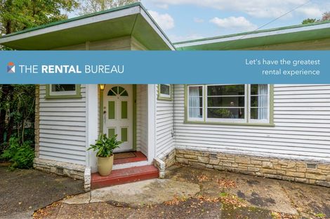 Photo of property in 15 Fairmount Road, Titirangi, Auckland, 0604