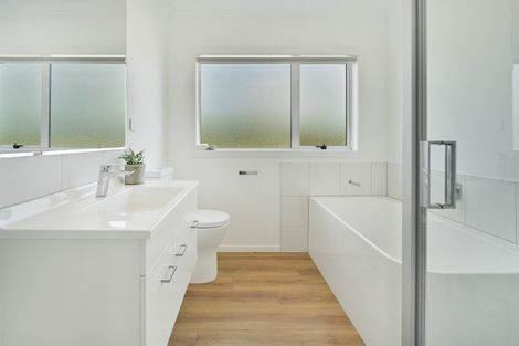 Photo of property in 53 Taihape Road, Omahu, Hastings, 4175