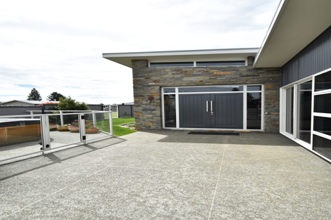 Photo of property in 31 Rhoboro Road, Twizel, 7901