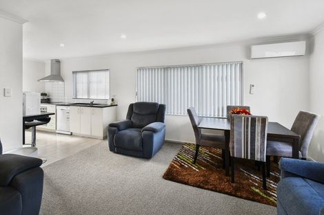 Photo of property in 3/46 Park Estate Road, Rosehill, Papakura, 2113