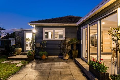 Photo of property in 140 Main Road, Titahi Bay, Porirua, 5022