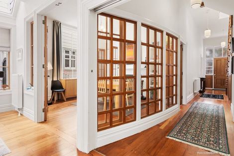 Photo of property in 22 Talavera Terrace, Kelburn, Wellington, 6012