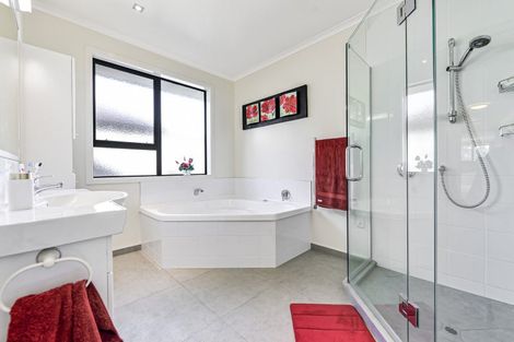 Photo of property in 55 Palliser Drive, Huntington, Hamilton, 3210