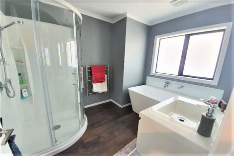 Photo of property in 2 Rimutaka Street, Trentham, Upper Hutt, 5018