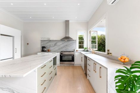 Photo of property in 51 Paice Avenue, Sandringham, Auckland, 1025