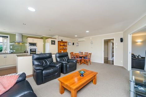 Photo of property in 39 Pukepapa Road, Marton, 4710