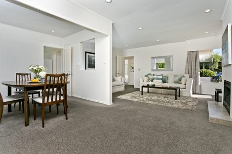 Photo of property in 2/43 Northumberland Avenue, Belmont, Auckland, 0622