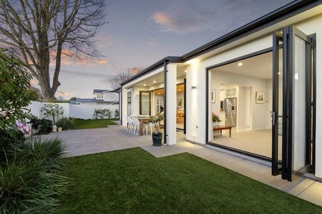 Photo of property in 57 Watford Street, Strowan, Christchurch, 8052