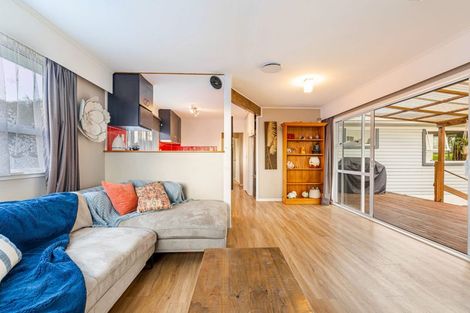 Photo of property in 53b Springs Road, Parakai, 0830