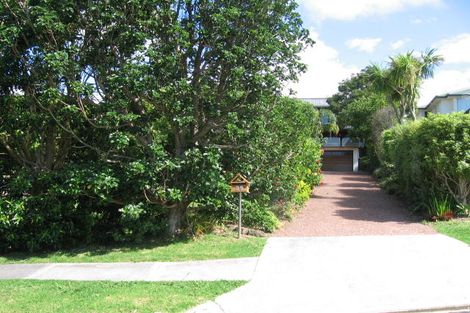 Photo of property in 39 Sharon Road, Waiake, Auckland, 0630