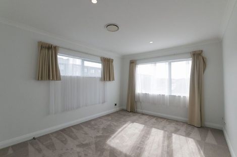 Photo of property in 69 Bordeaux Parade, Te Atatu South, Auckland, 0610