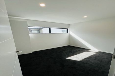 Photo of property in 10/6 Skibbereen Drive, Halswell, Christchurch, 8025