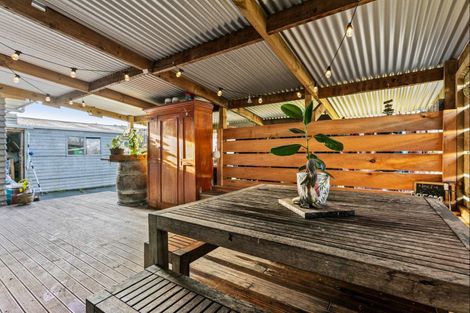 Photo of property in 4 Martin Road, Outer Kaiti, Gisborne, 4010