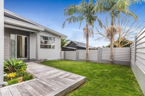 Photo of property in 42 Livingstone Street, Westmere, Auckland, 1022