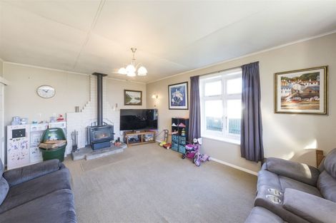 Photo of property in 17 Carthew Street, Feilding, 4702