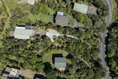 Photo of property in 109 Seaview Road, Piha, 0772