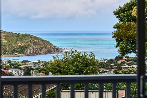 Photo of property in 109a Gloaming Hill, Titahi Bay, Porirua, 5022