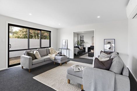 Photo of property in 7 Chisholm Place, Carterton, 5713