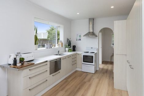 Photo of property in 9a Meadow Street, Papanui, Christchurch, 8052