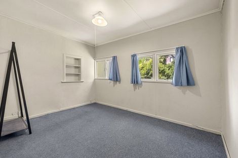 Photo of property in 28 Cross Street, Raglan, 3225