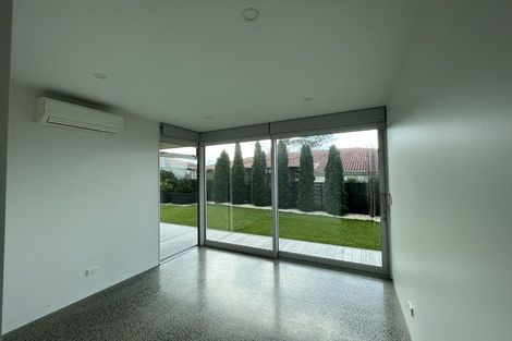 Photo of property in 451 East Coast Road, Murrays Bay, Auckland, 0630