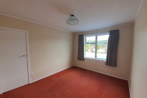 Photo of property in 71 Taylor Terrace, Tawa, Wellington, 5028