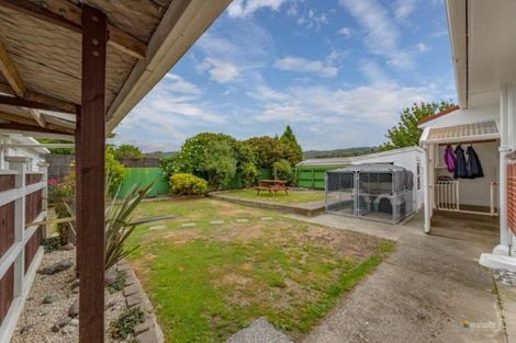 Photo of property in 16 Charles Street, Clouston Park, Upper Hutt, 5018