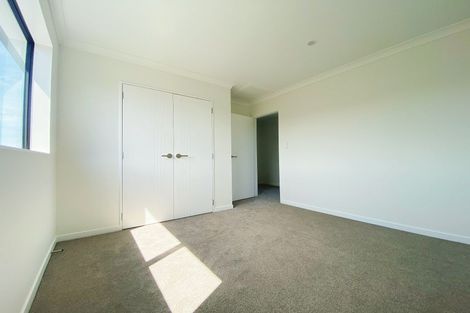 Photo of property in 37c Forrest Hill Road, Milford, Auckland, 0620