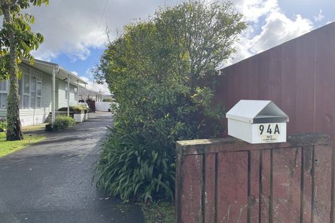 Photo of property in 1/94 Roberts Road, Te Atatu South, Auckland, 0610