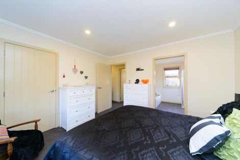 Photo of property in 7 Angelina Way, Kelvin Grove, Palmerston North, 4414