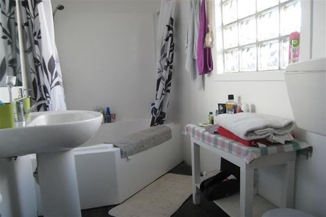 Photo of property in 15 Manning Place, Woolston, Christchurch, 8023