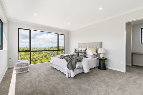 Photo of property in 38 Longshore Drive, Long Bay, Auckland, 0630