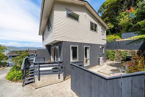 Photo of property in 85a Mulberry Street, Normandale, Lower Hutt, 5010