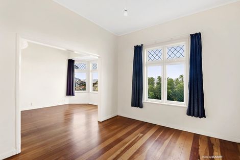 Photo of property in 63 Central Terrace, Kelburn, Wellington, 6012