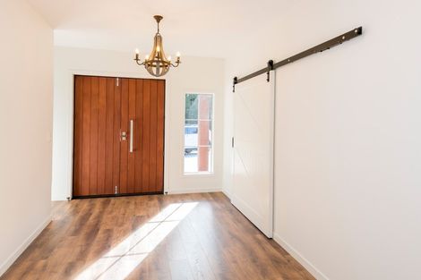 Photo of property in 284 Cambridge Road, Bethlehem, Tauranga, 3110