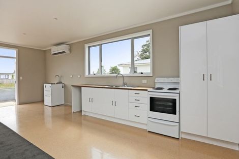 Photo of property in 335 Flaxmere Avenue, Flaxmere, Hastings, 4120