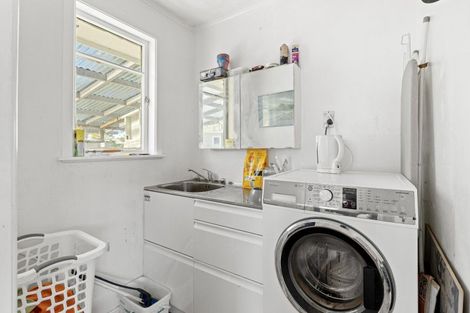 Photo of property in 11 Flower Street, Bulls, 4818