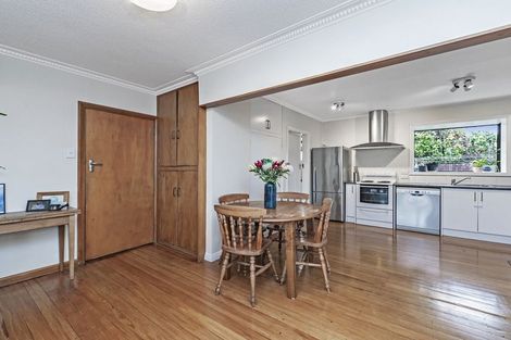 Photo of property in 32 Middleton Road, Upper Riccarton, Christchurch, 8041