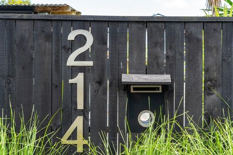 Photo of property in 214 Marsden Point Road, Ruakaka, 0116