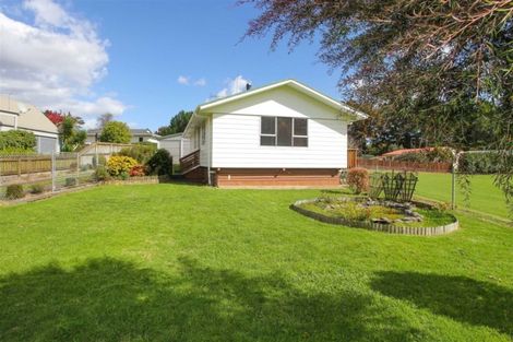 Photo of property in 25 Reynolds Road, Pukekohe, 2120