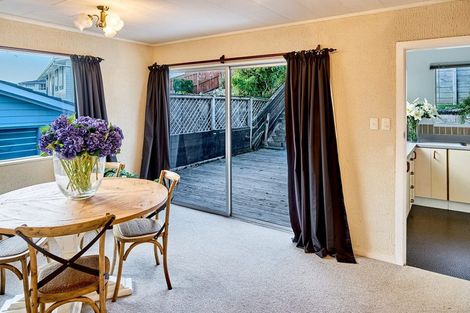 Photo of property in 3 Ayton Drive, Whitby, Porirua, 5024