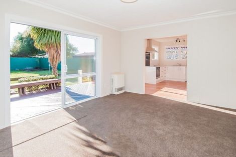 Photo of property in 16 Steele Street, Hornby, Christchurch, 8042