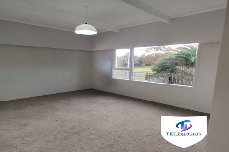 Photo of property in 12a Waiari Road, Conifer Grove, Takanini, 2112