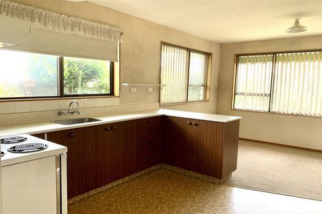 Photo of property in 9 Luxton Place, Rangiora, 7400