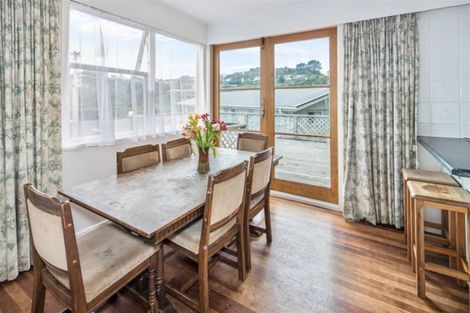 Photo of property in 3 Terrance Grove, Paparangi, Wellington, 6037