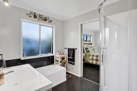 Photo of property in 8b Joshua Place, Bell Block, New Plymouth, 4312