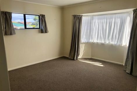 Photo of property in 33 Langdale Avenue, Paraparaumu, 5032