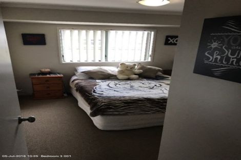 Photo of property in 34 Tussock Avenue, Mangere, Auckland, 2022